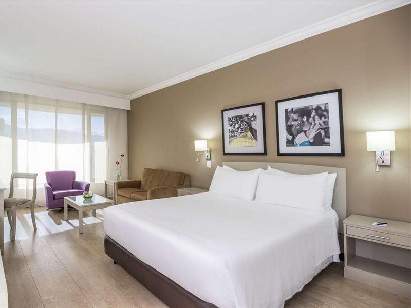 Hotel Nh Cali Royal Exteriér fotografie
