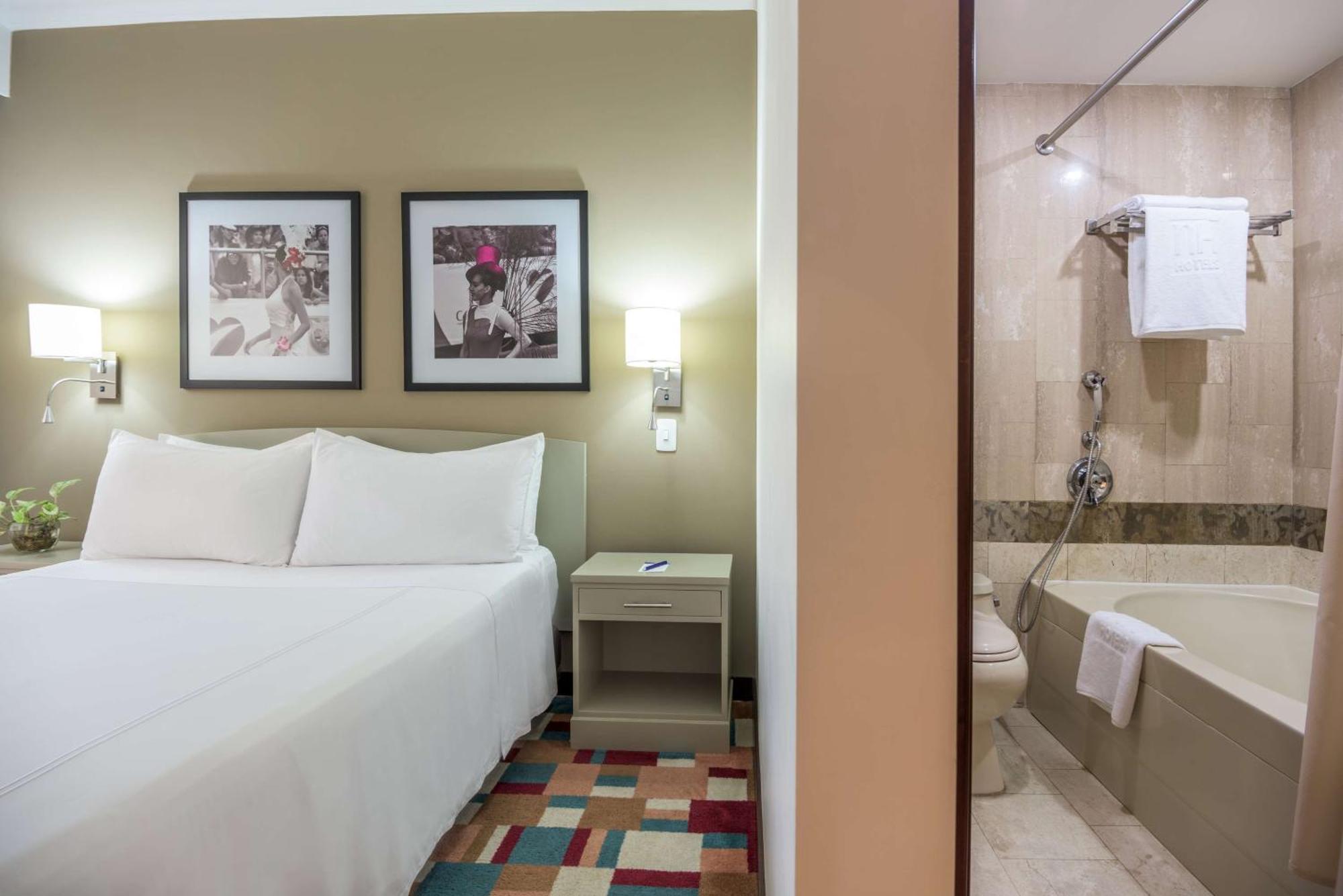 Hotel Nh Cali Royal Exteriér fotografie