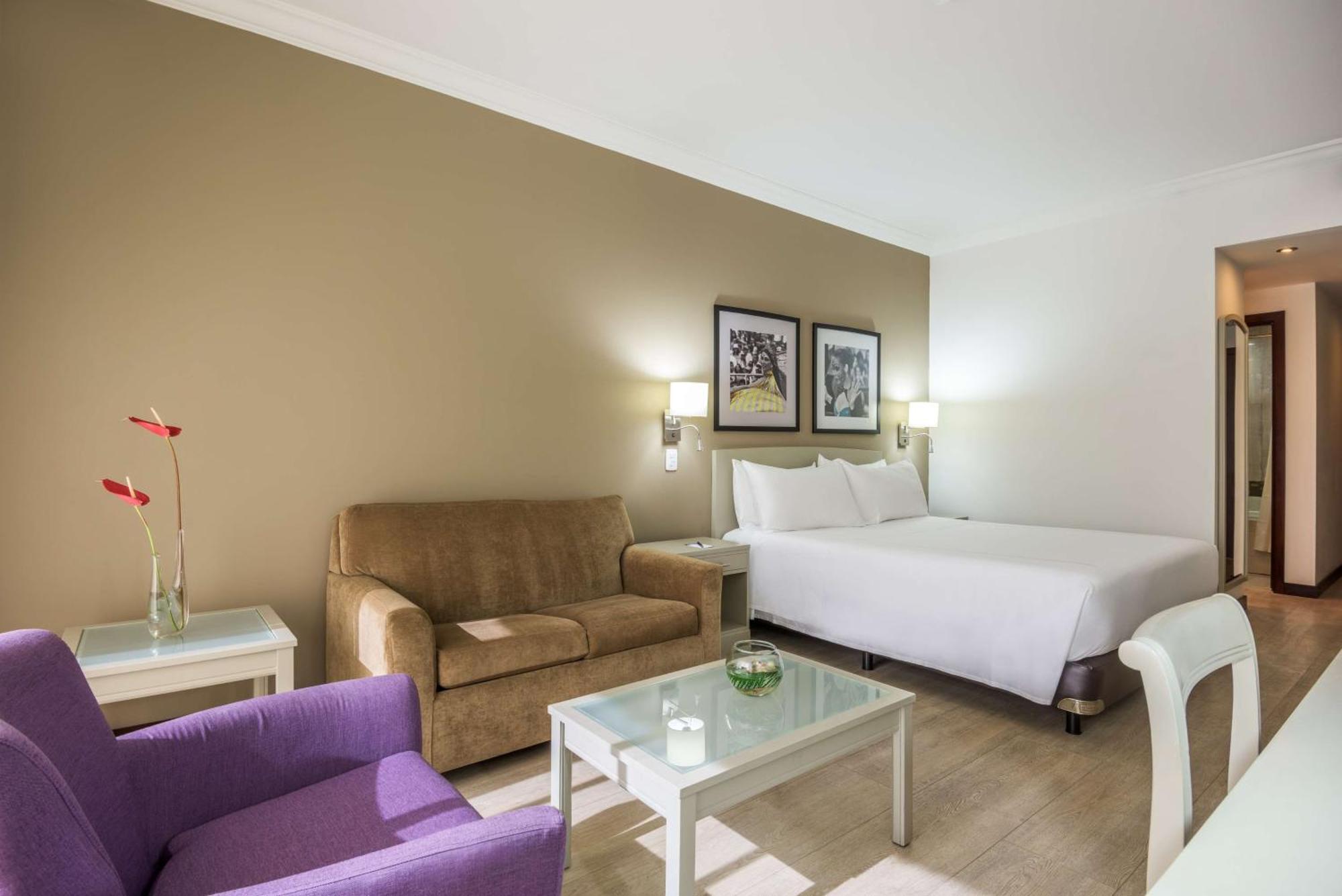 Hotel Nh Cali Royal Exteriér fotografie