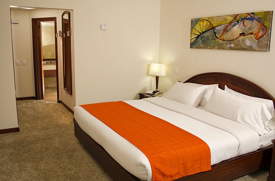 Hotel Nh Cali Royal Exteriér fotografie