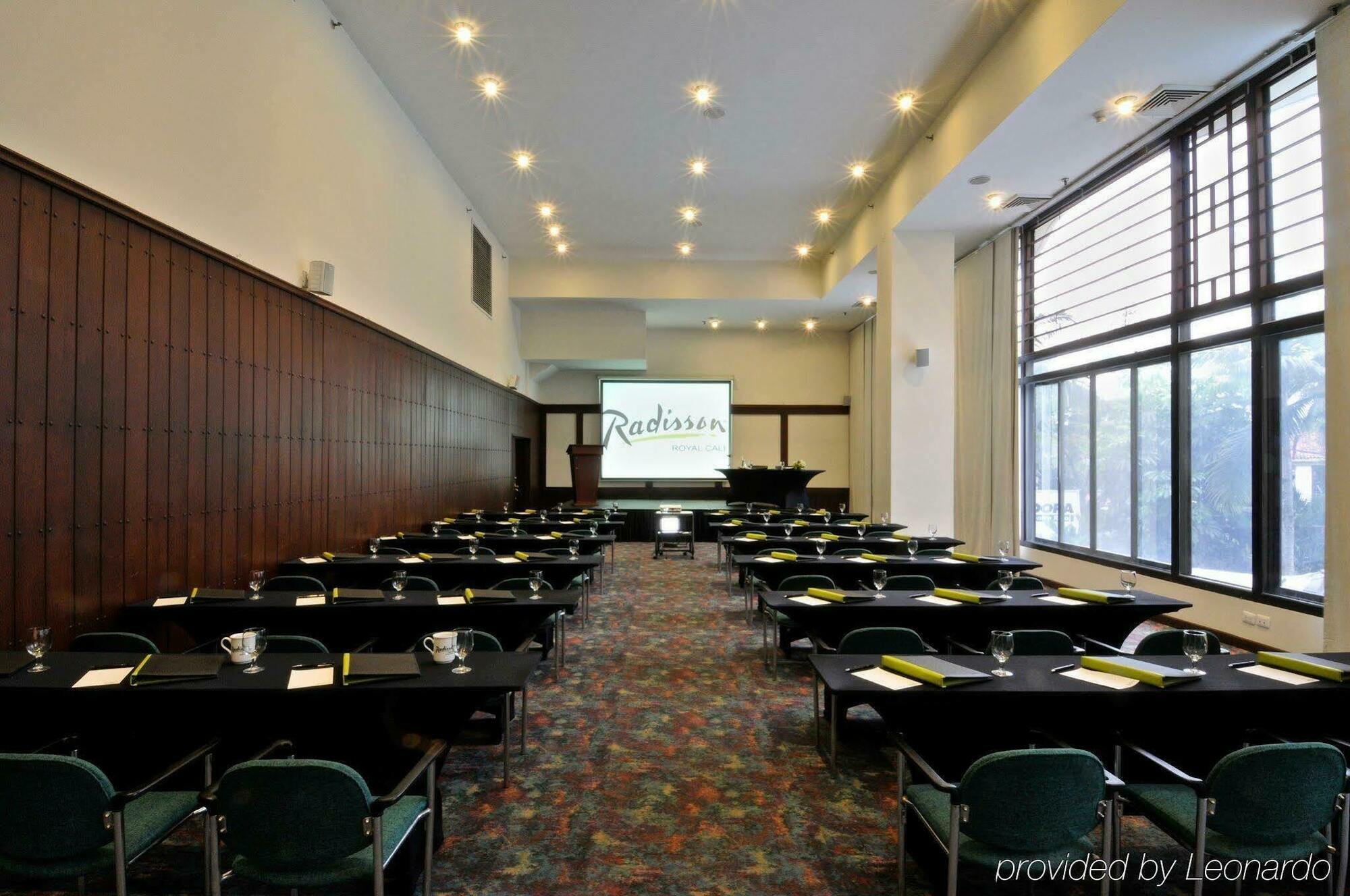 Hotel Nh Cali Royal Exteriér fotografie